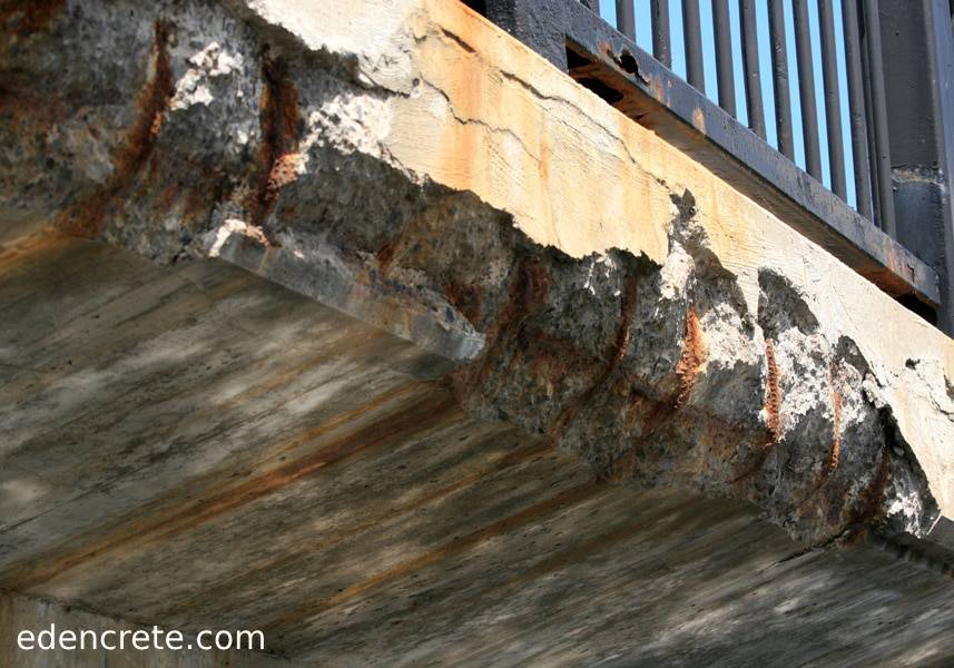 How chloride causing concrete spalling to facades